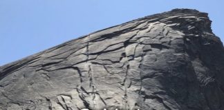 Guide-hiking-half-dome