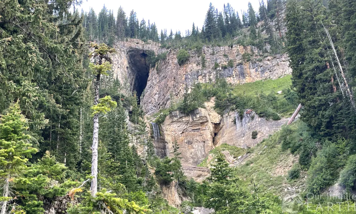 darby canyon wind cave view