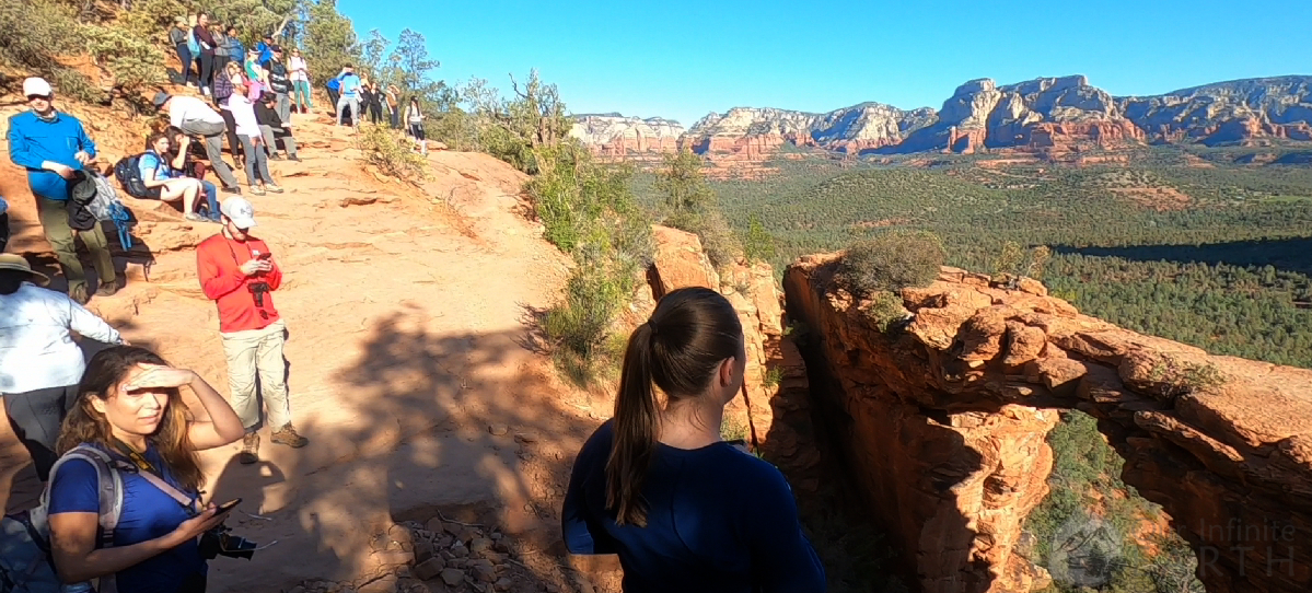 devils-bridge-crowd