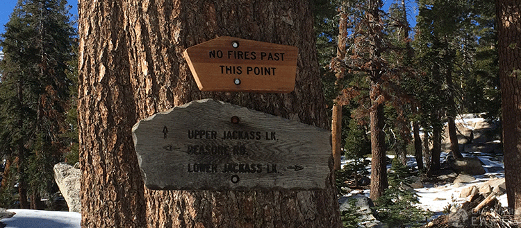 jackass-lake-hike-sign