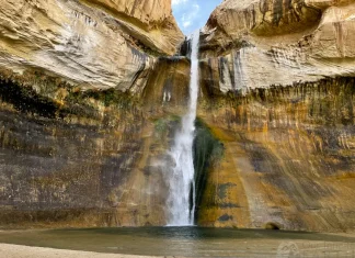 lower-calf-creek-falls