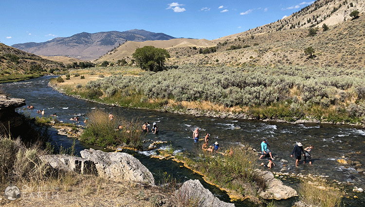 yellowstone-boiling-river1